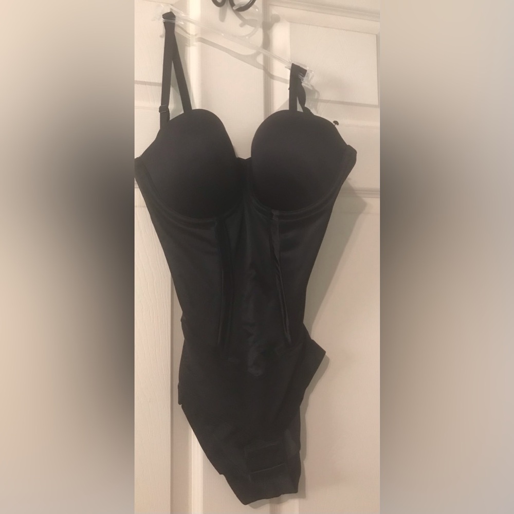 Nwot Maidenform Shapewear